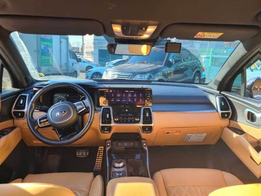 KIA Sorento - Vista 8