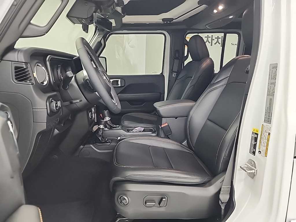 Jeep Wrangler - Vista 11