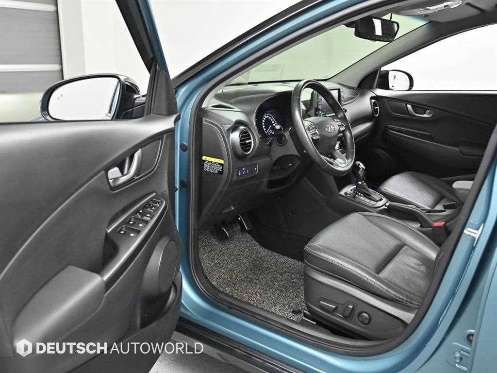 HYUNDAI Kona - Vista 11