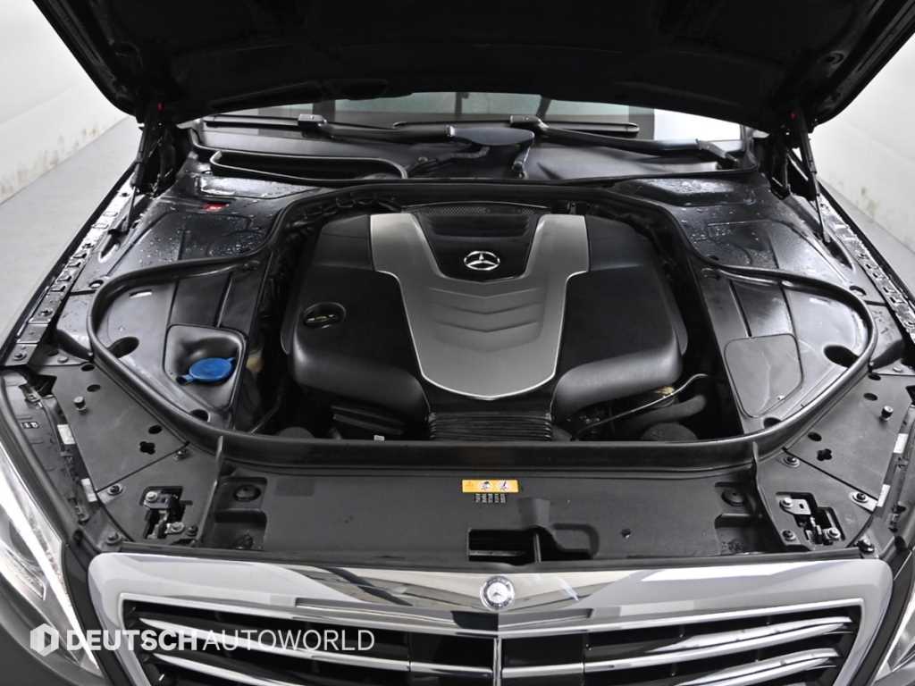 Mercedes Benz S Class - Vista 6