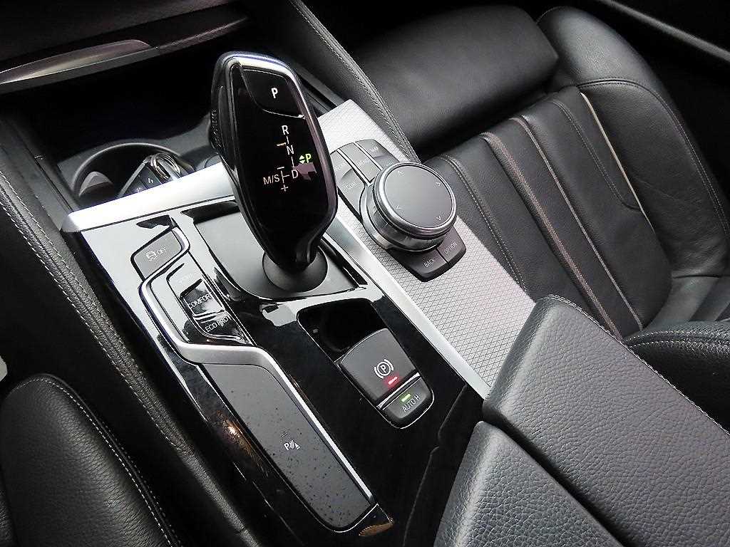 BMW 5 Series - Vista 11