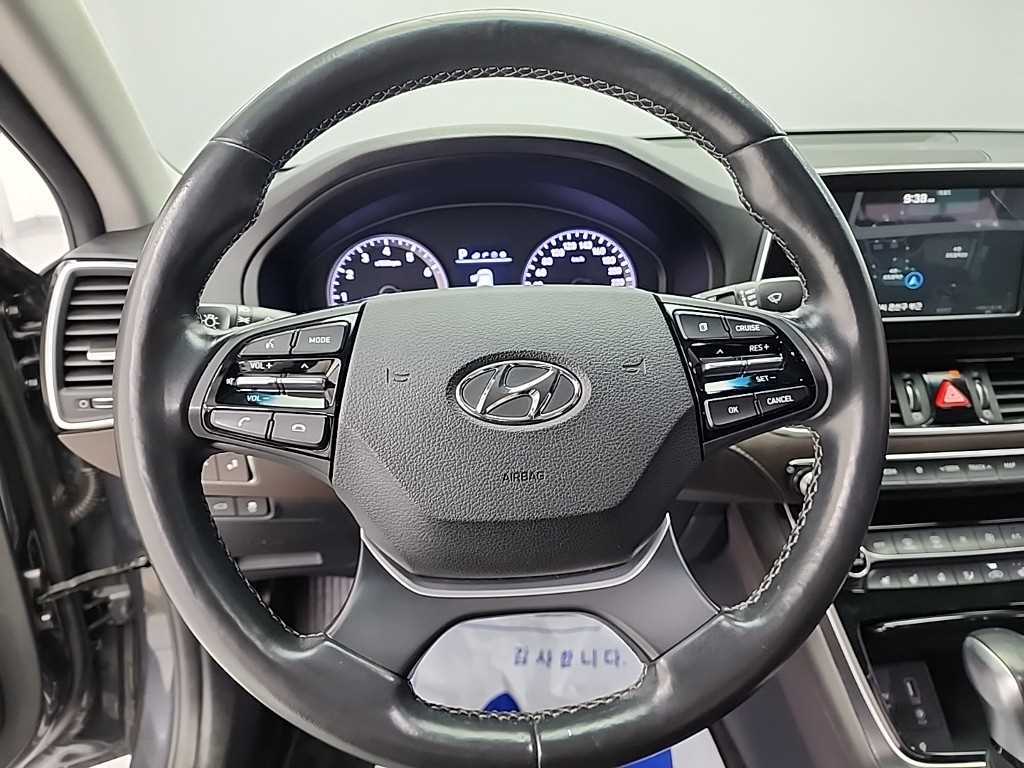 HYUNDAI Grandeur - Vista 9
