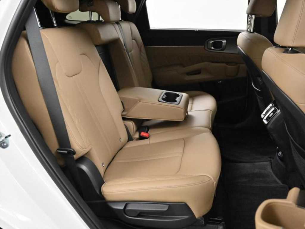 KIA Sorento - Vista 9