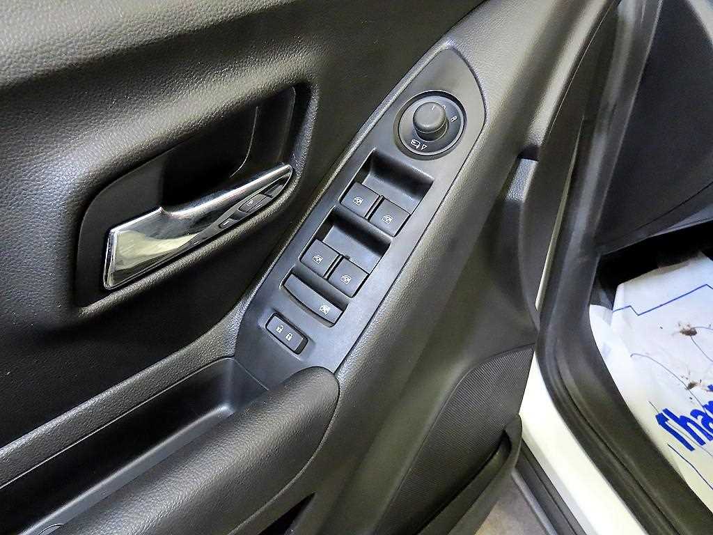 Chevrolet Trax 2021 Blanco - Importación desde Corea - HF Imports Iquique - Foto 13