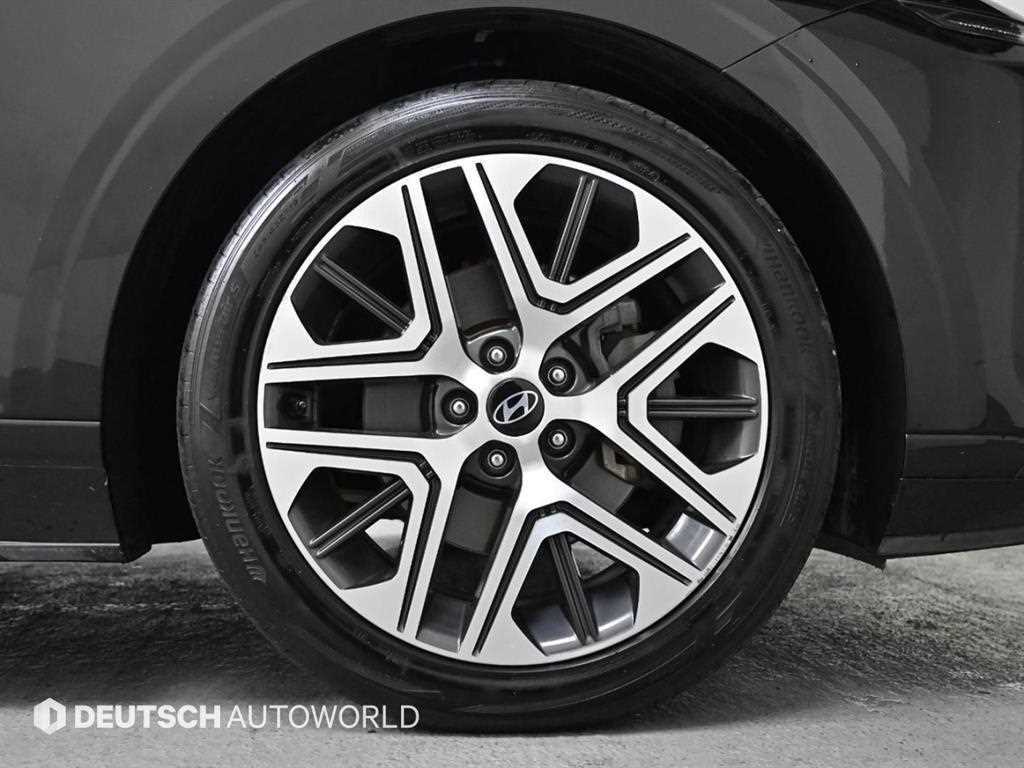 HYUNDAI Grandeur - Vista 5