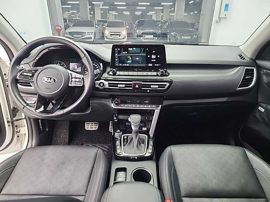 KIA Seltos - Vista 7