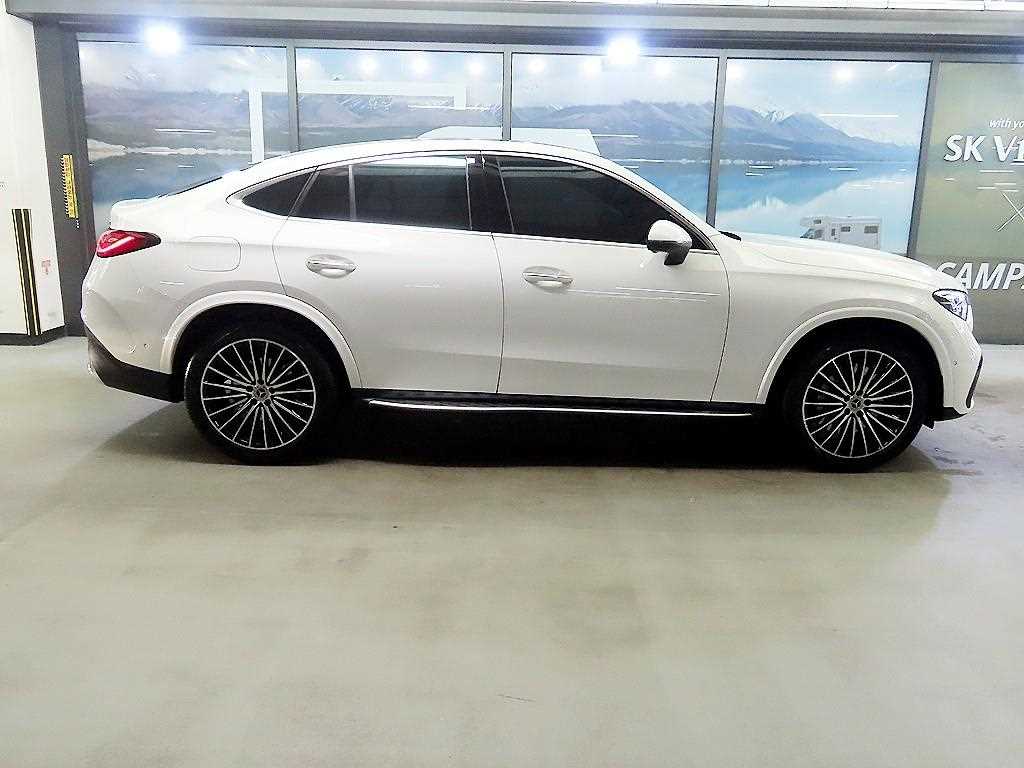 Mercedes Benz GLC Class - Vista 3