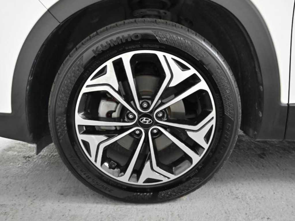 HYUNDAI Santa Fe - Vista 5