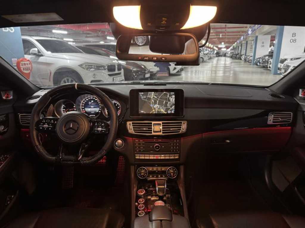 Mercedes Benz CLS Class - Vista 9