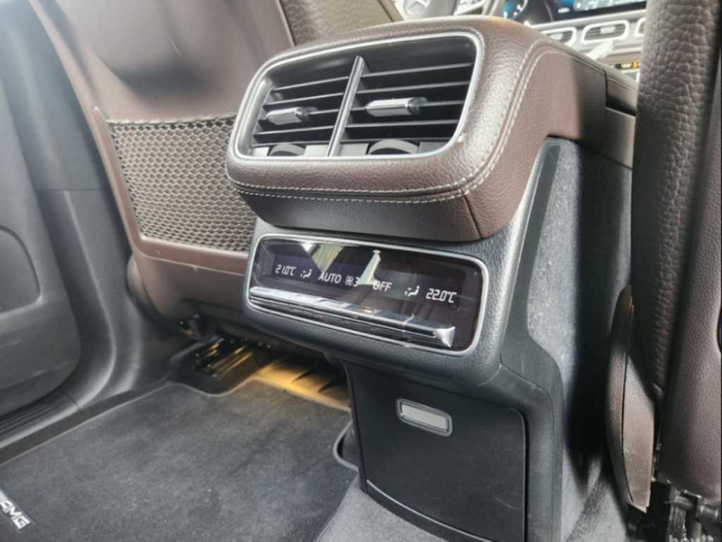 Mercedes Benz GLS Class - Vista 8