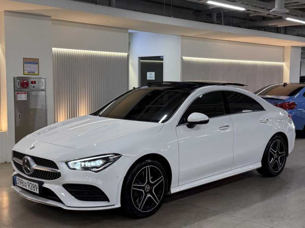 Mercedes Benz CLA Class - Vista 4