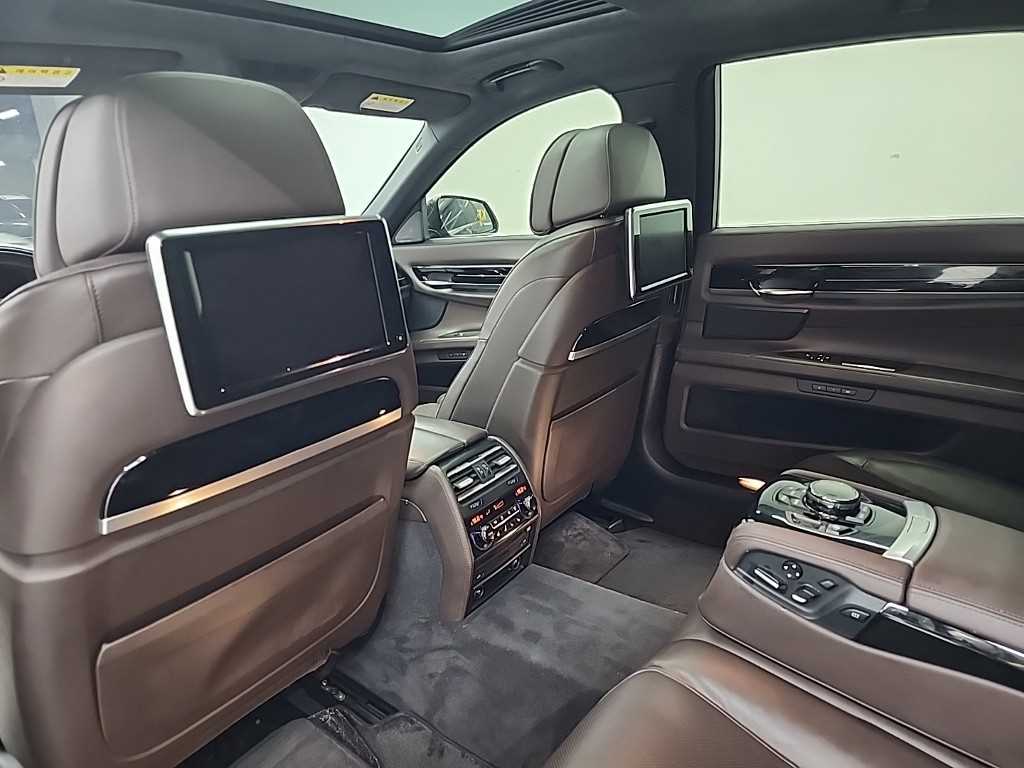 BMW 7 Series 2015 Gris - Importación desde Corea - HF Imports Iquique - Foto 17