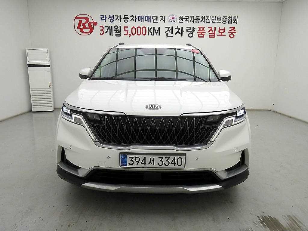 KIA Carnival 2021 Blanco - Importación desde Corea - HF Imports Iquique - Foto 1