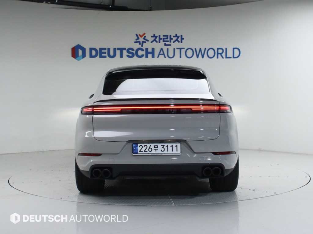 Porsche Cayenne - Vista 4