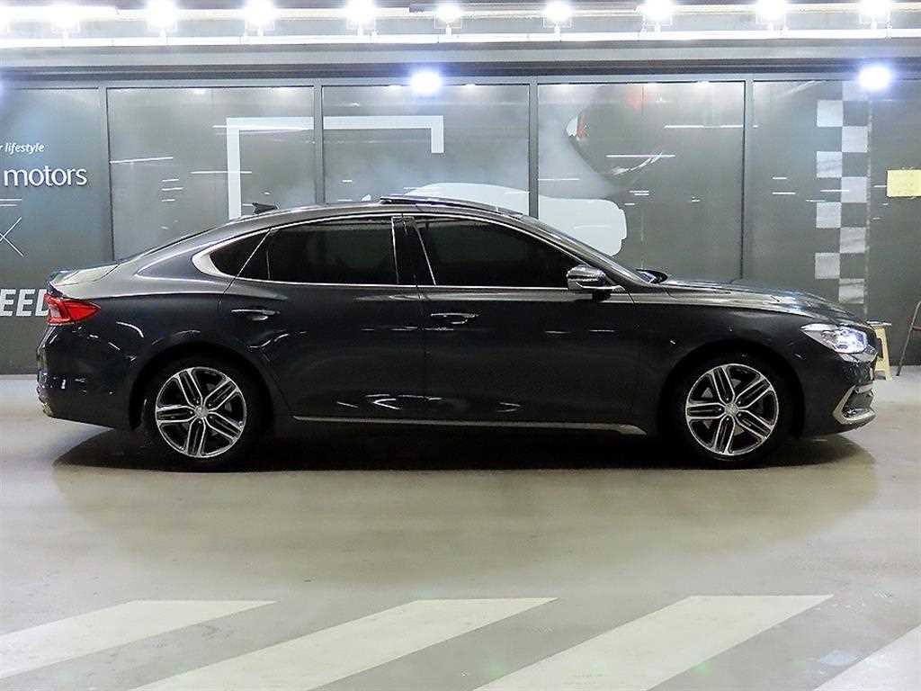 HYUNDAI Grandeur - Vista 3