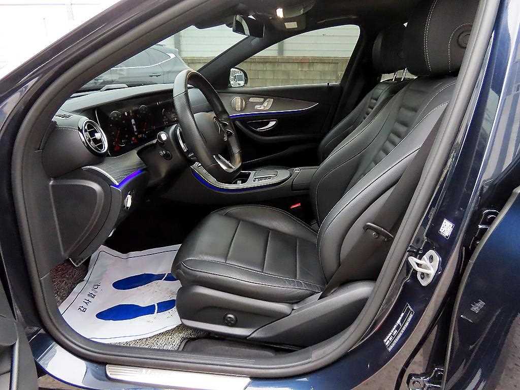 Mercedes Benz E class - Vista 5