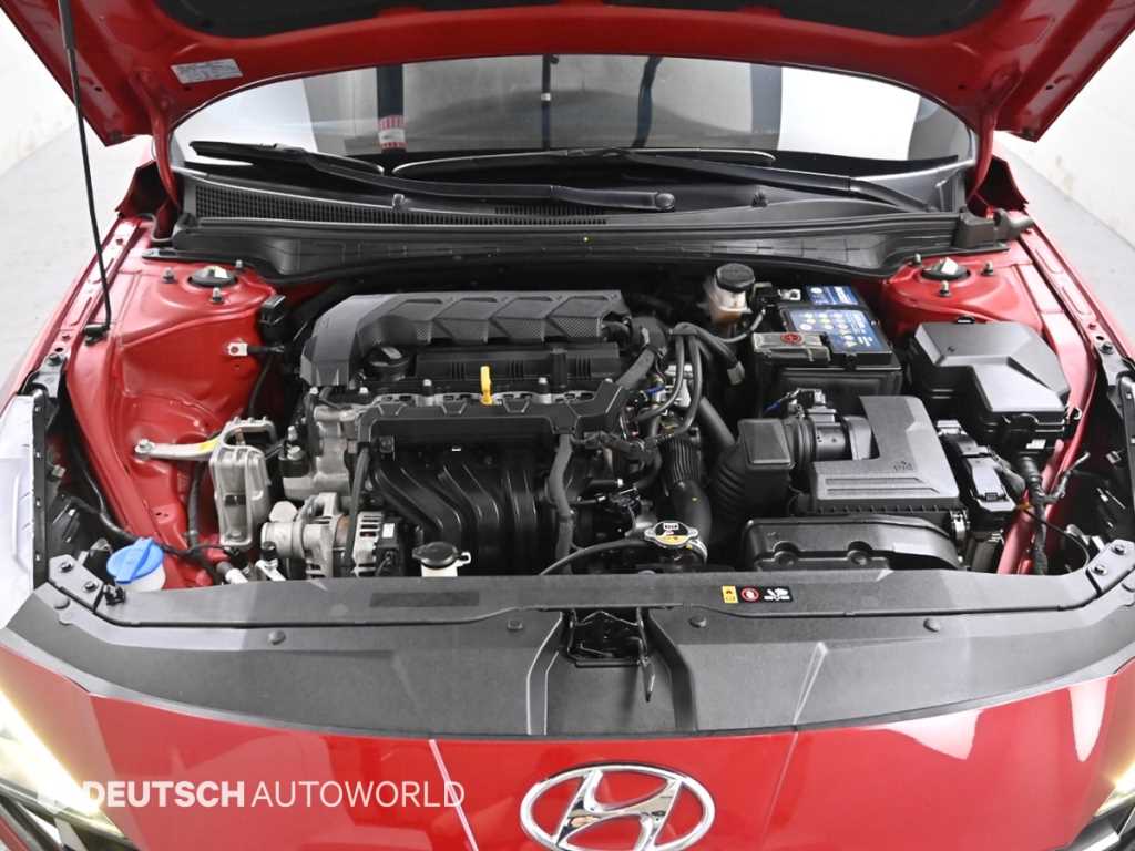 HYUNDAI Avante - Vista 6