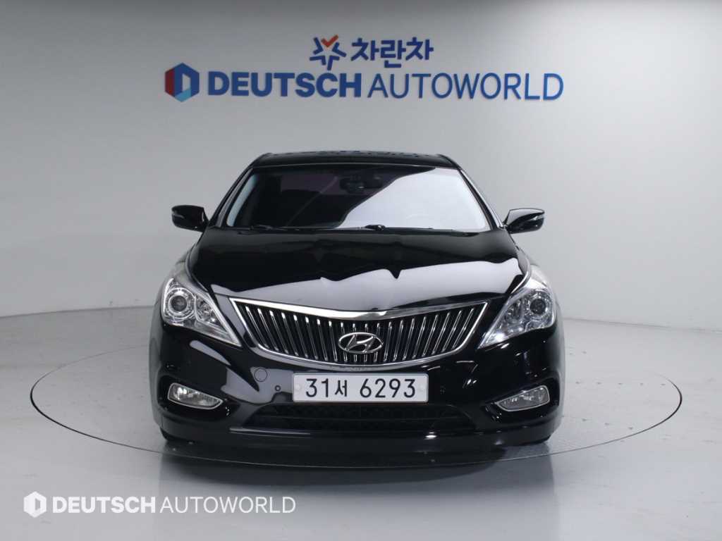 HYUNDAI Grandeur - Vista 3