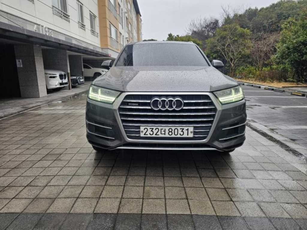 Audi Q7 2019 Gris - Importación desde Corea - HF Imports Iquique - Foto 1