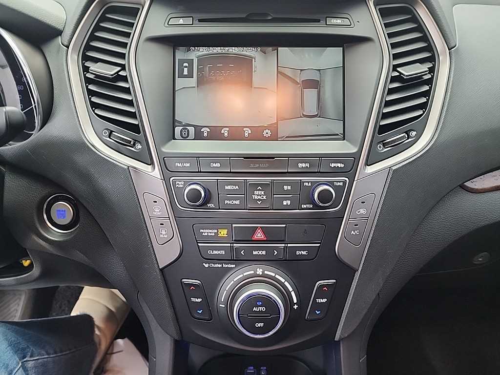 HYUNDAI Santa Fe - Vista 10