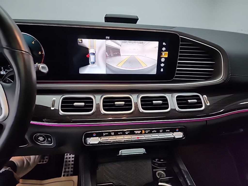 Mercedes Benz GLE Class - Vista 10