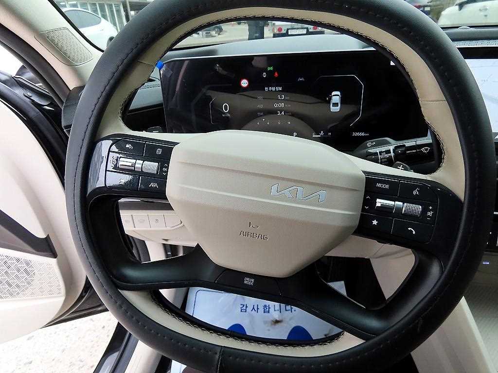 KIA K8 - Vista 8
