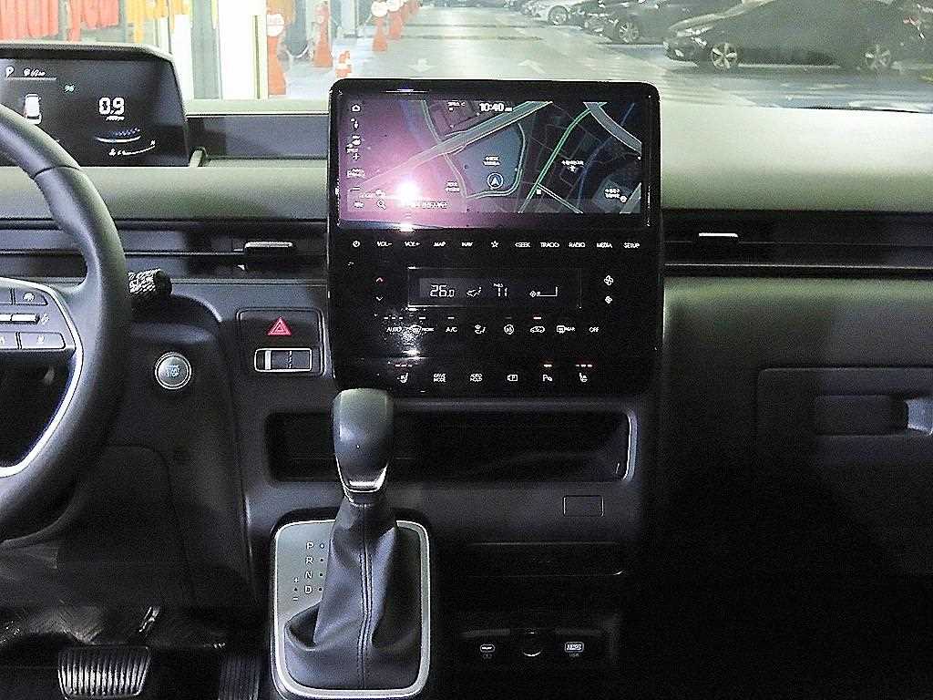 HYUNDAI Staria - Vista 11