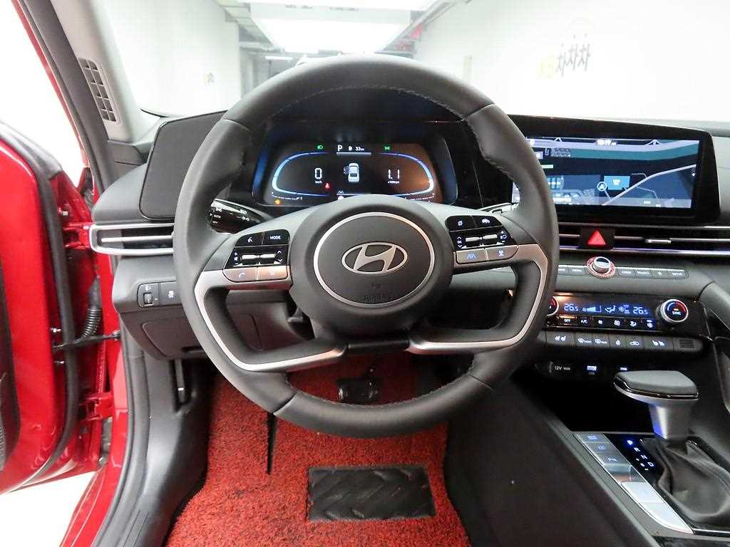 HYUNDAI Avante - Vista 8