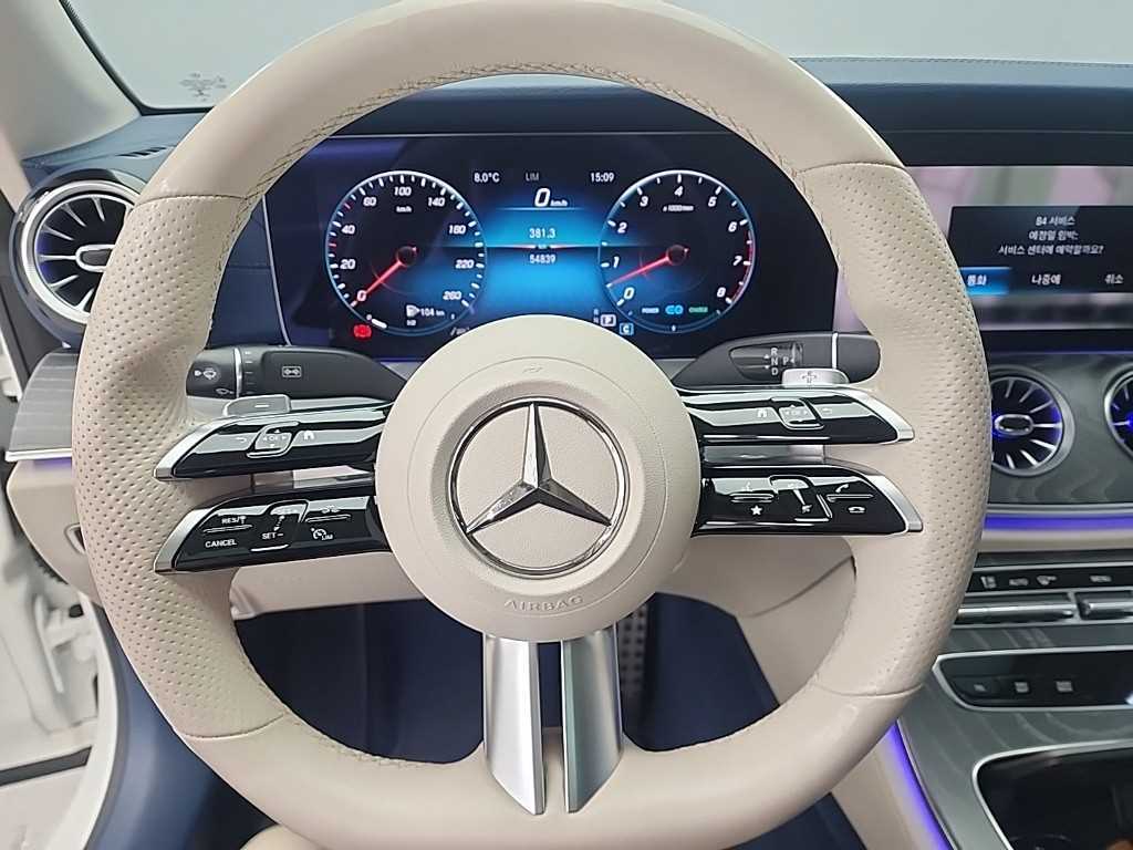 Mercedes Benz E class - Vista 10