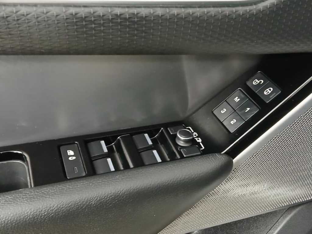 Land Rover Range Rover Bella - Vista 12