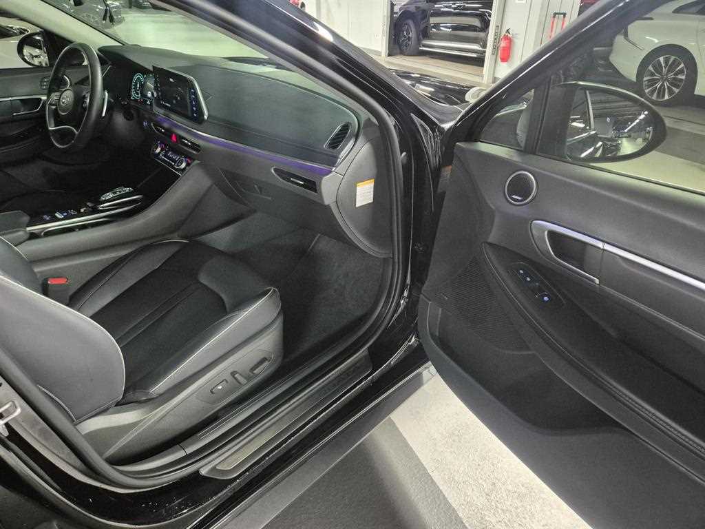 HYUNDAI Sonata - Vista 10