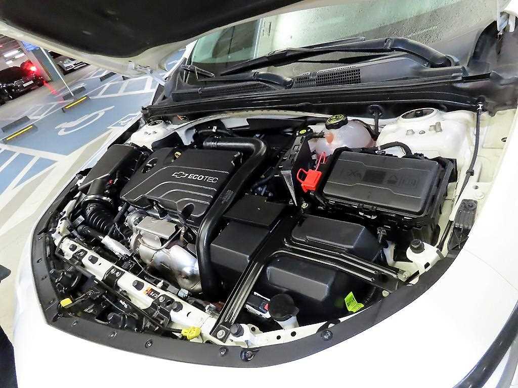 Chevrolet Malibu 2017 Blanco - Importación desde Corea - HF Imports Iquique - Foto 18