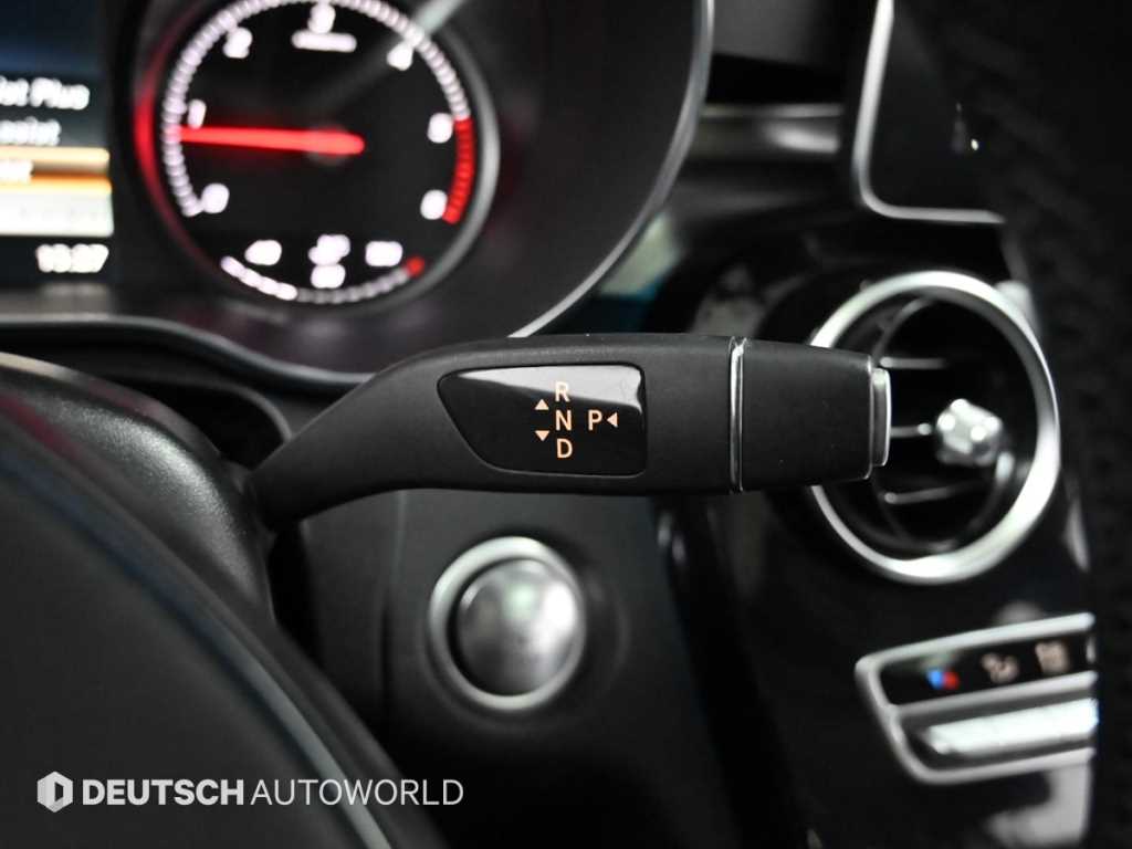 Mercedes Benz C Class - Vista 9