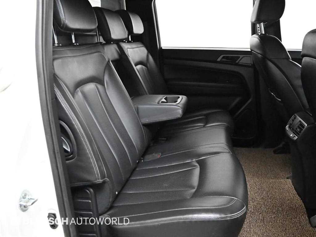 Ssangyong Rexton - Vista 11