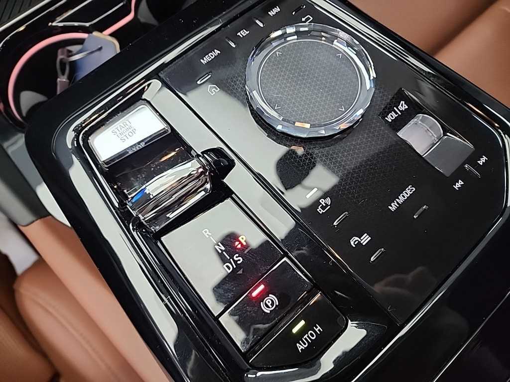 BMW 5 Series - Vista 8