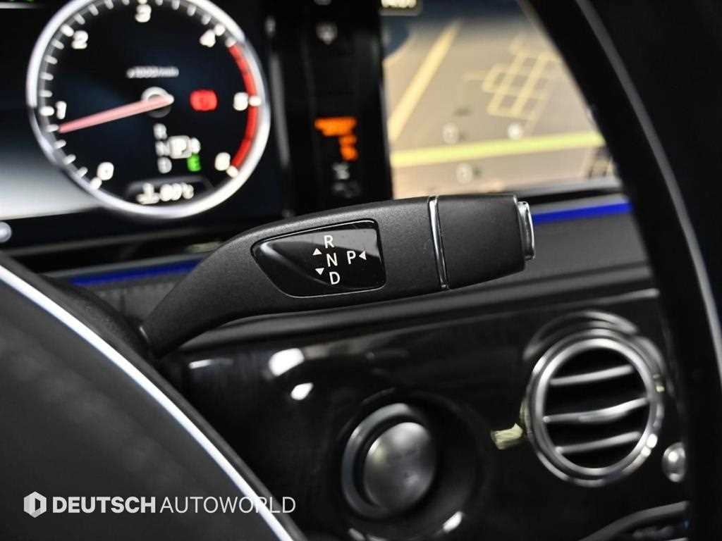 Mercedes Benz S Class - Vista 9