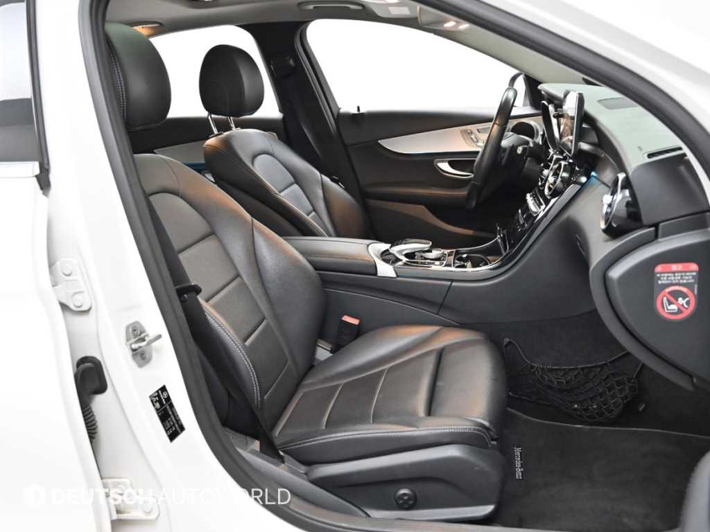 Mercedes Benz C Class - Vista 10