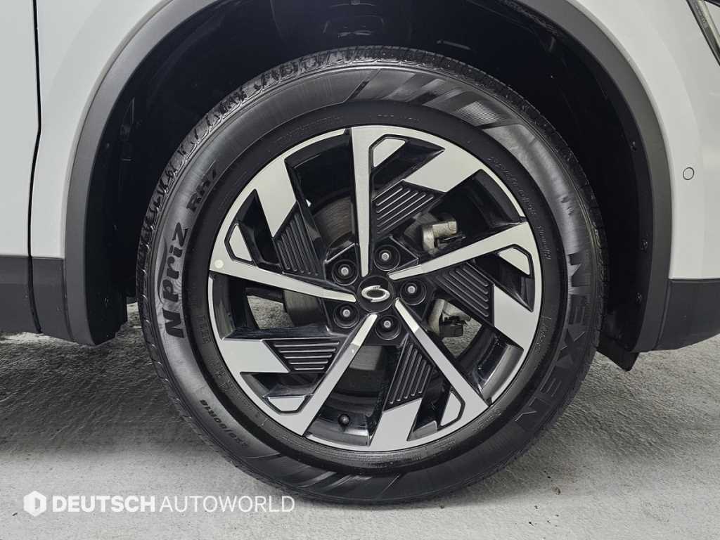 SAMSUNG QM6 - Vista 5