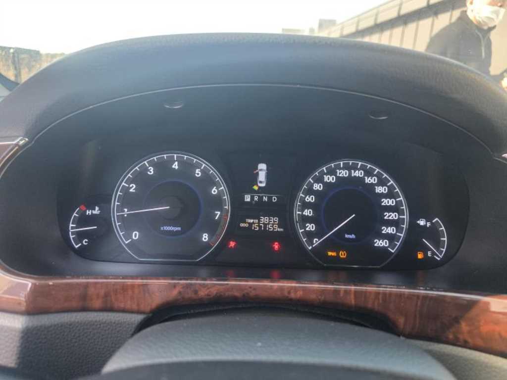 HYUNDAI Equus 2010 Negro - Importación desde Corea - HF Imports Iquique - Foto 16