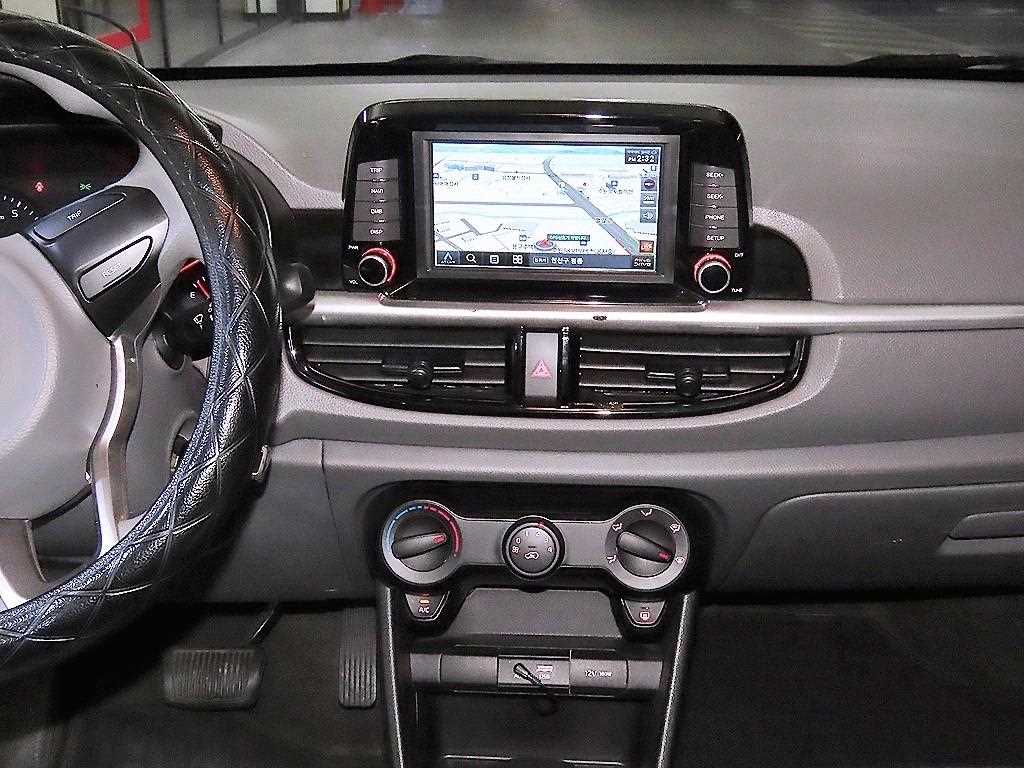 KIA Morning - Vista 11