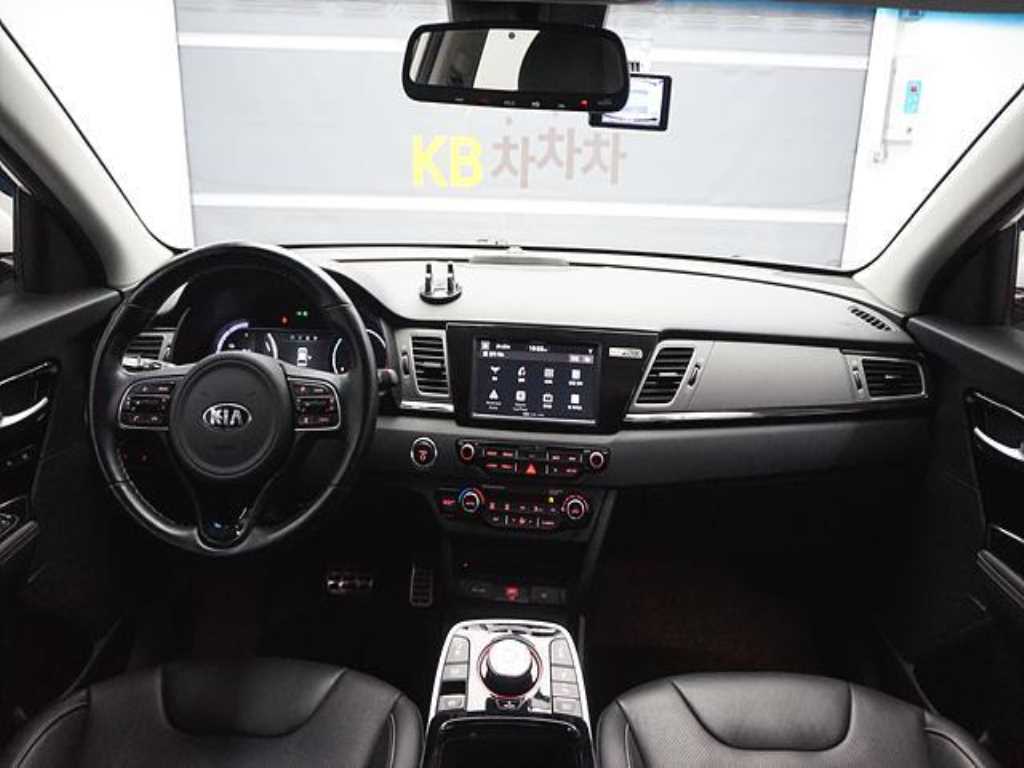 KIA Niro - Vista 11