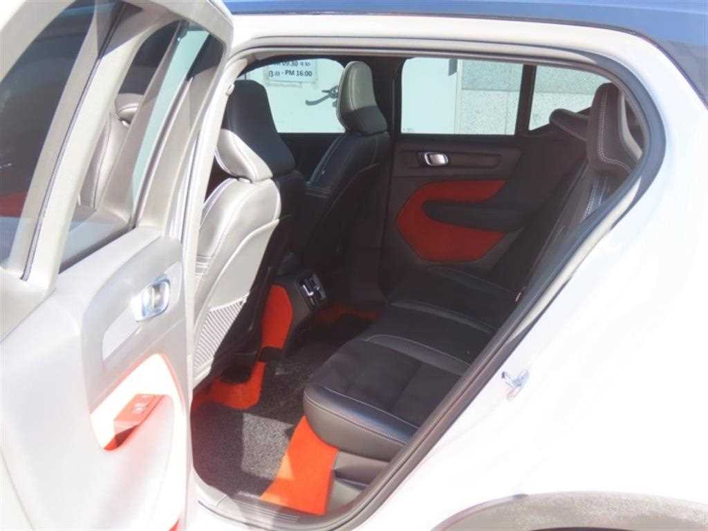 Volvo XC40 2021 - Importación desde Corea - HF Imports Iquique - Foto 14