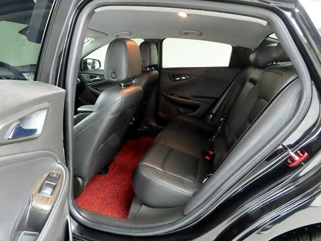 Chevrolet Malibu 2022 Negro - Importación desde Corea - HF Imports Iquique - Foto 15