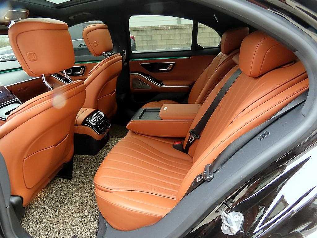 Mercedes Benz S Class - Vista 6