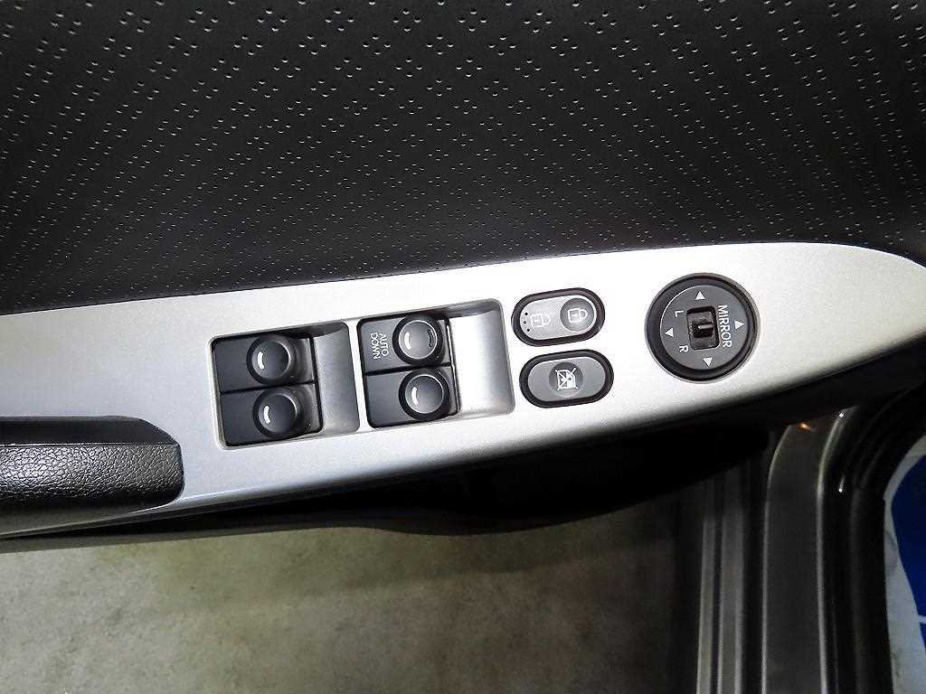 HYUNDAI Accent 2014 Gris - Importación desde Corea - HF Imports Iquique - Foto 13