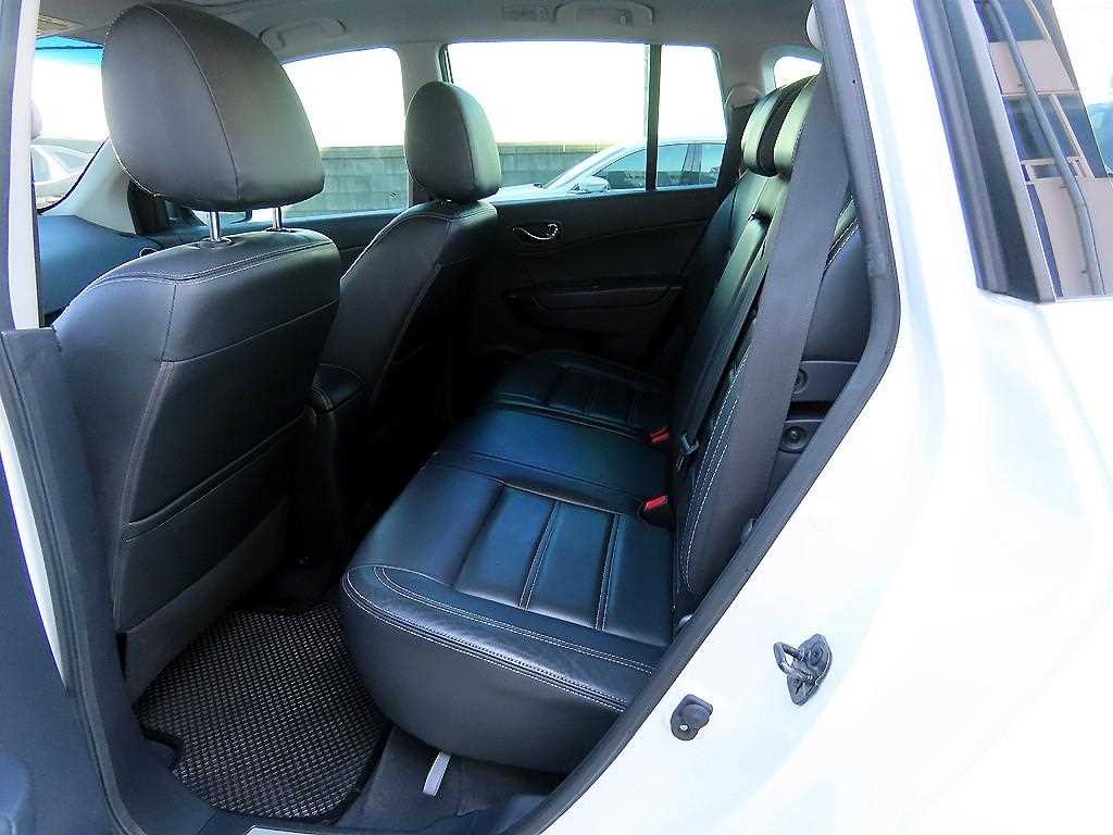 SAMSUNG QM5 - Vista 6