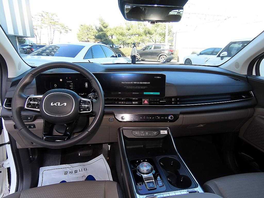 KIA Carnival - Vista 7