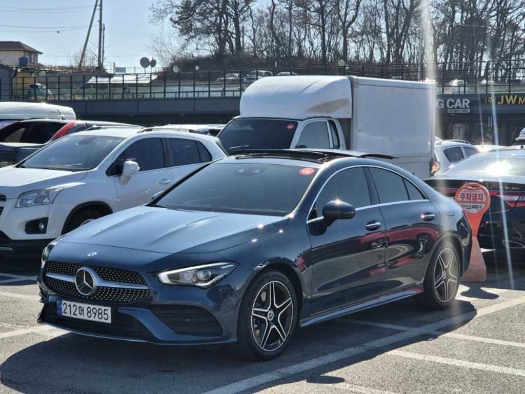 Mercedes Benz CLA Class 2023 Azul - Importación desde Corea - HF Imports Iquique - Foto 1