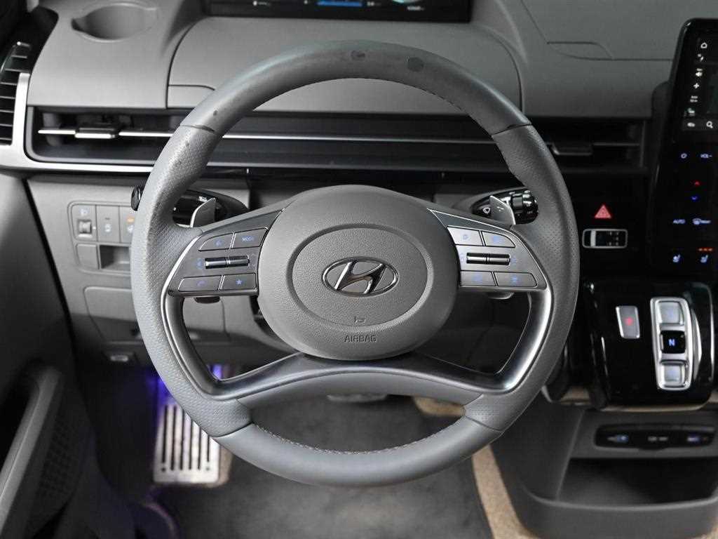 HYUNDAI Staria 2023 Blanco - Importación desde Corea - HF Imports Iquique - Foto 13