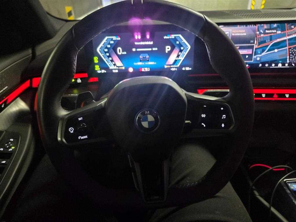 BMW i5 - Vista 8